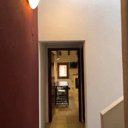 Апартаменты House La Colombaia Парма