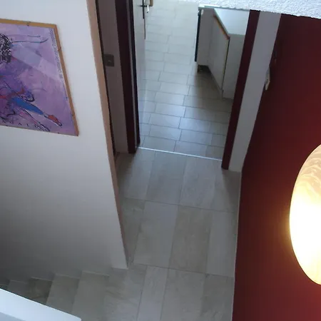 Апартаменты House La Colombaia *