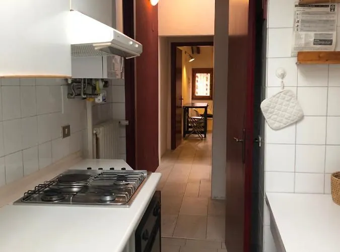 House La Colombaia * Parma